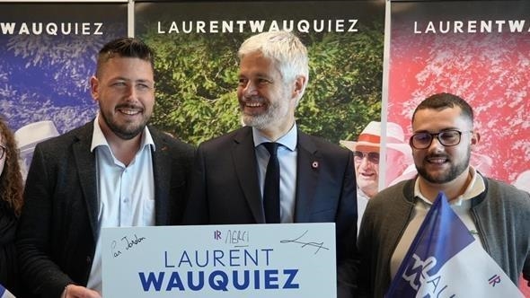 Carburants en France : l&rsquo;opposition exige la restitution des taxes, l&rsquo;exécutif oppose un indicateur budgétaire strict