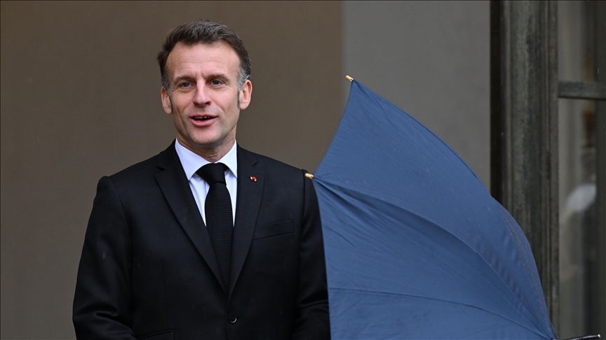 Visé par une vidéo de Donald Trump, Emmanuel Macron réplique et écarte une opération militaire au Moyen-Orient