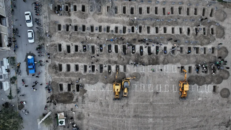 Offensive en Iran : plus de 100 juristes américains alertent sur la légalité des frappes et ciblent deux dirigeants