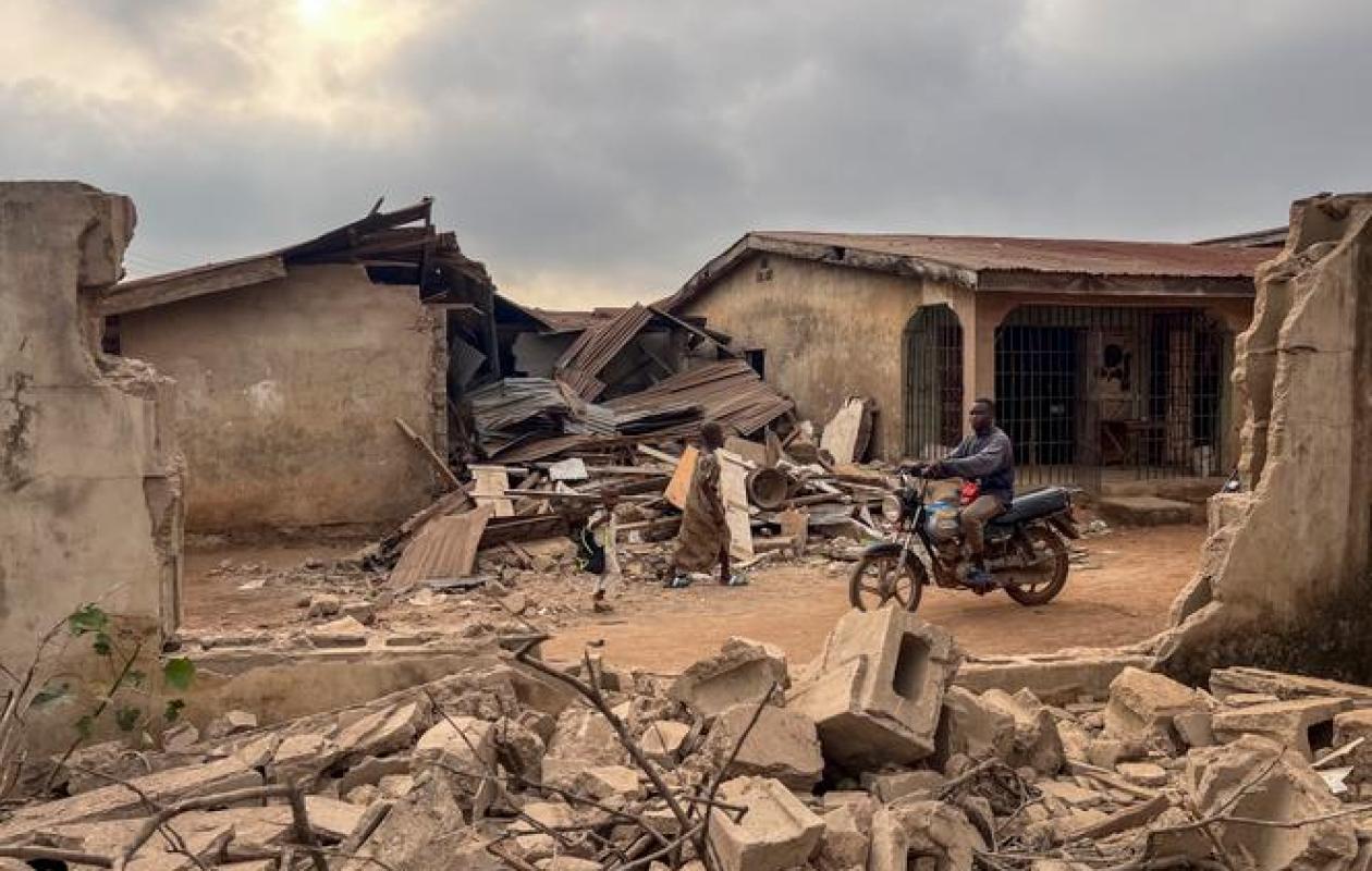 Tirs aveugles dans un village du Nigeria : les habitants livrent le décompte macabre de l&rsquo;assaut de samedi