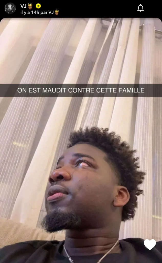 Visage fermé et larmes aux yeux : la réaction poignante d’un jeune artiste face à la chute de Modou Lô