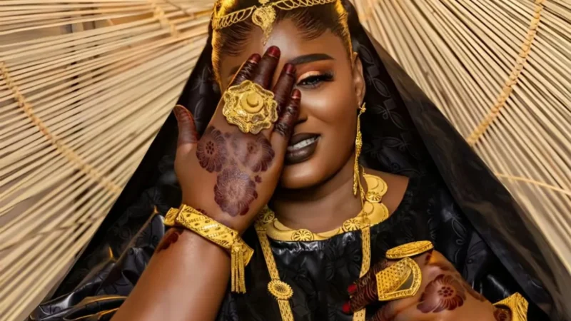 « Mes amours, yaw doo jaloux » : l&rsquo;auteure de la célèbre réplique sur TikTok s&rsquo;est mariée ce week-end (Photos)