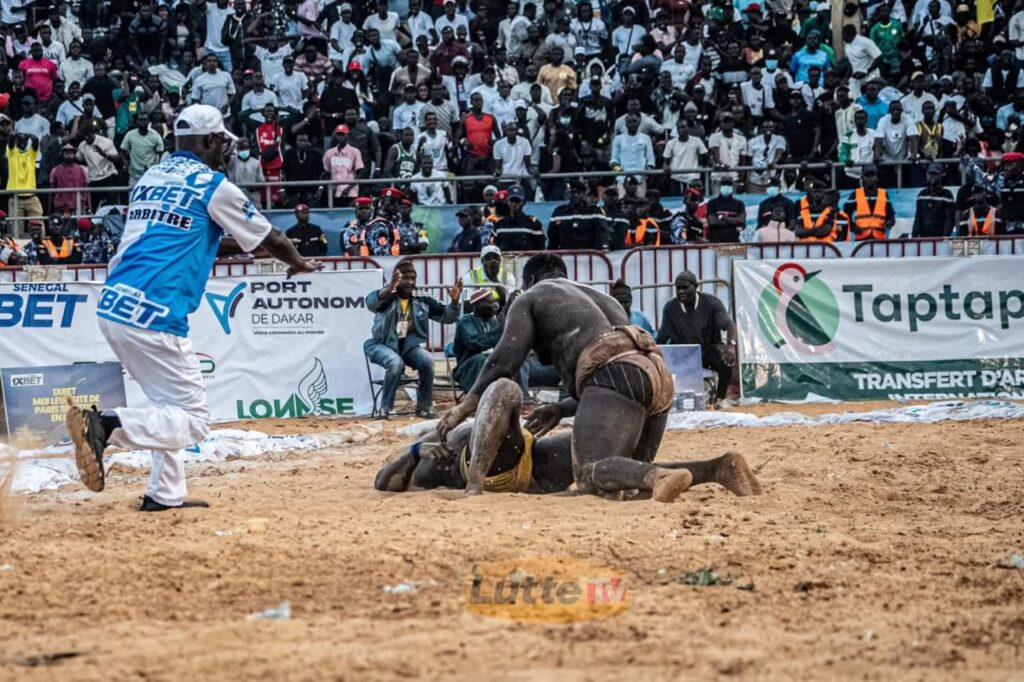 Sept ans de règne brisés en 87 secondes : le geste technique qui a scellé le sort de Modou Lô