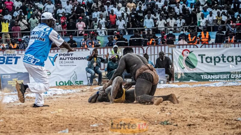 Sept ans de règne brisés en 87 secondes : le geste technique qui a scellé le sort de Modou Lô