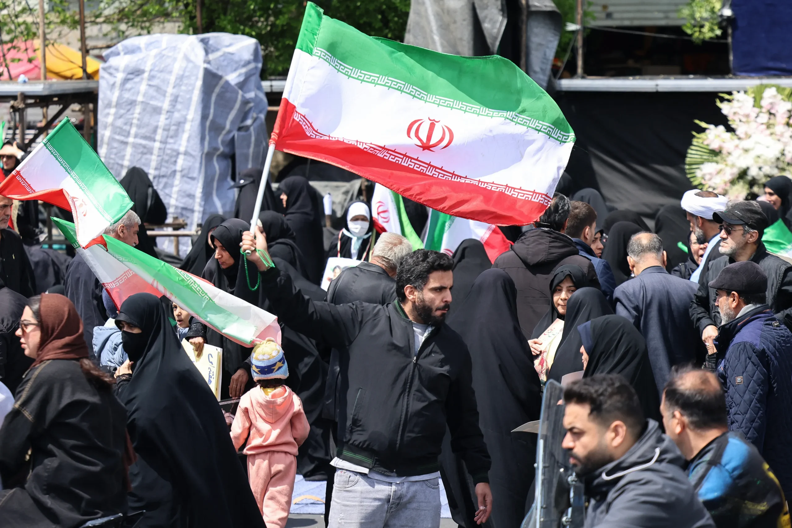 À 90 minutes de l’ultimatum de Donald Trump contre l’Iran : l’intervention décisive qui a stoppé les frappes