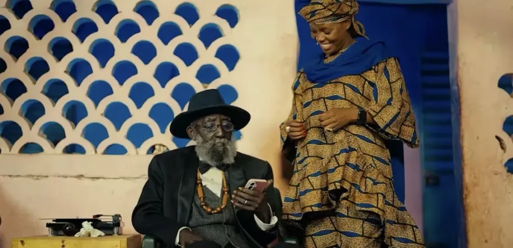 (Vidéo) « Plus proche, plus vrai » : le nouveau format immersif dévoilé par le groupe Akhlou Brick