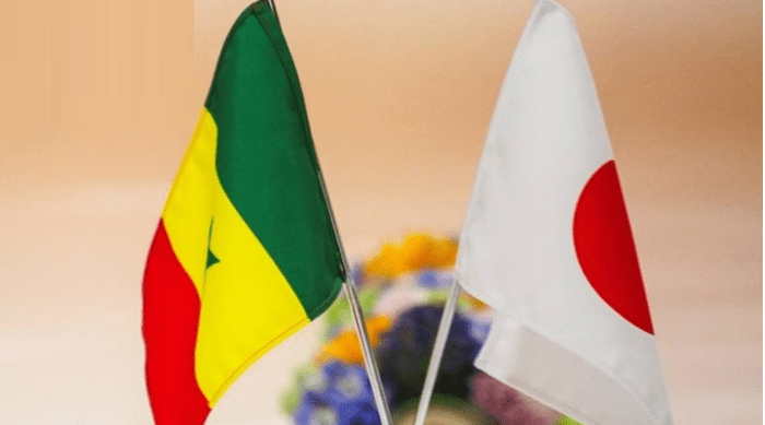 Plus de 30 ans d&rsquo;engagement récompensés : le Japon élève deux personnalités au rang d&rsquo;exception à Dakar