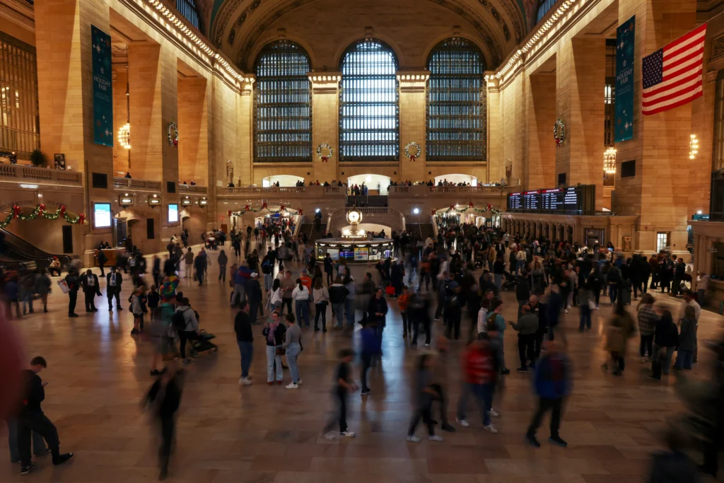 États-Unis : la police ouvre le feu dans la gare de Grand Central après l’agression de trois personnes âgées