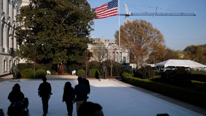 États-Unis : la justice accorde un sursis au chantier de la Maison Blanche mais exige des preuves sur un point précis