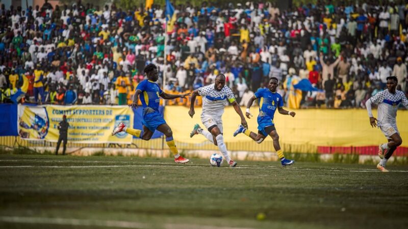22e journée de Ligue 1 : le leader enchaîne, un favori au titre perd de précieux points sur sa pelouse