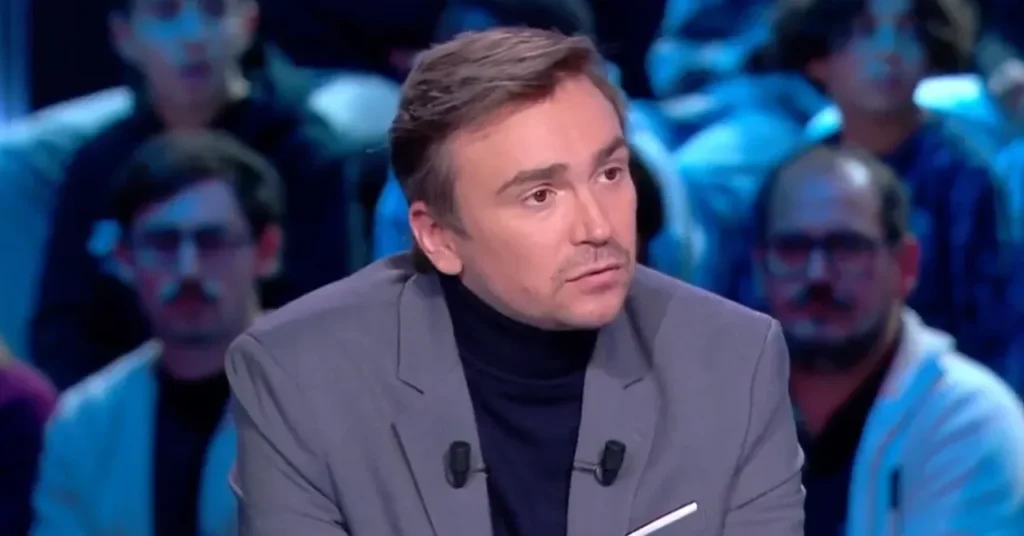 Bertrand Latour fustige l’interview d’Achraf Hakimi et voit le camp marocain lui rafraîchir la mémoire