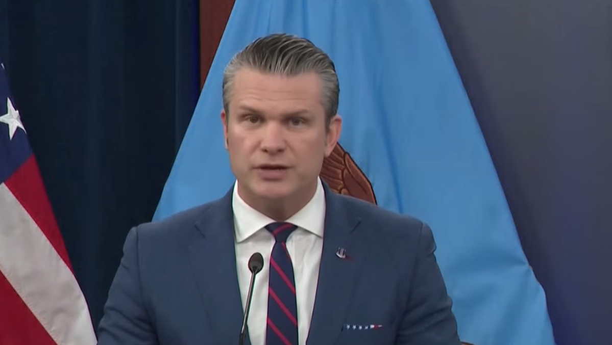 Combien d’articles de destitution visent Pete Hegseth aux États-Unis ?
