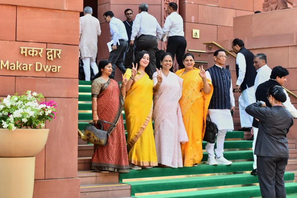 Nouveau quota féminin au Parlement indien, le volume de sièges exigé par Narendra Modi