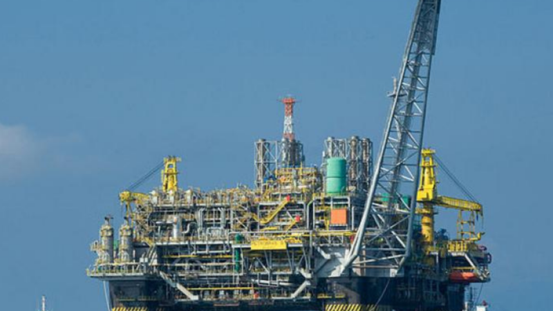 Hydrocarbures, le nombre de langues d&rsquo;édition de l&rsquo;ouvrage de Malick Dramé