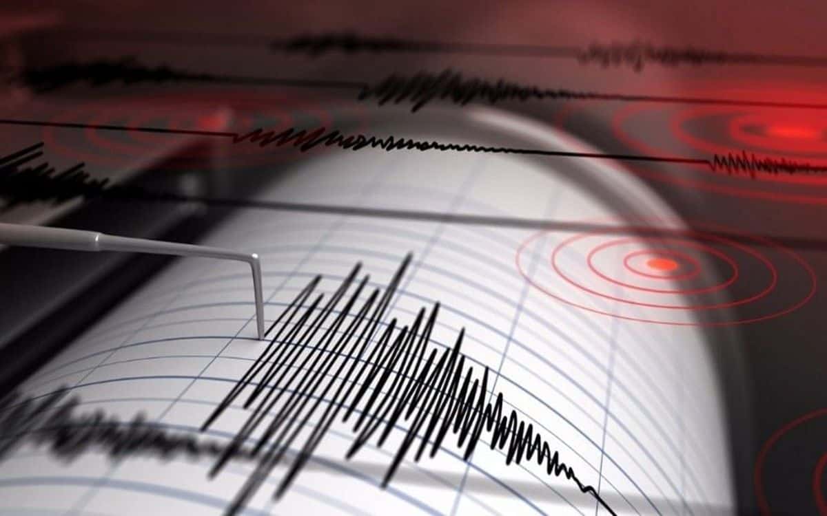 Un séisme de 7,4 frappe le nord du Japon, la hauteur du premier tsunami enregistré