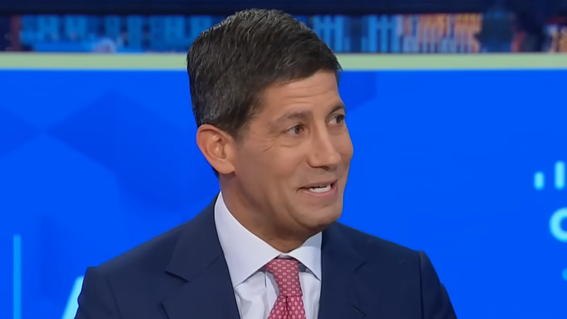 Kevin Warsh face aux questions du Sénat américain sur ses actifs pour la Fed