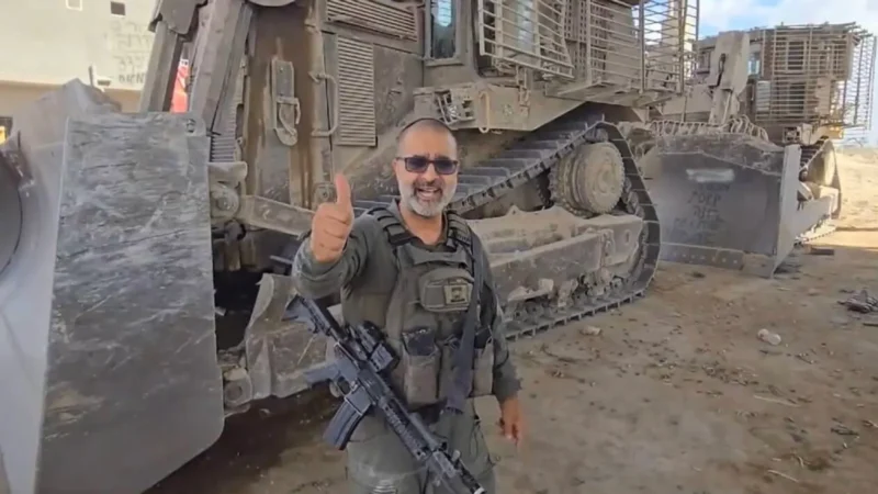 Avraham Zarbiv honoré par Israël malgré les poursuites réclamées à la CPI