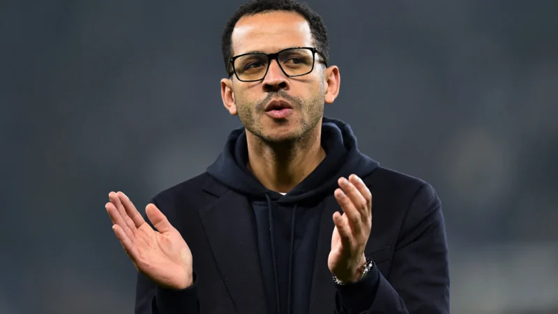 Chelsea limoge Liam Rosenior et le nombre de défaites consécutives ayant scellé son sort