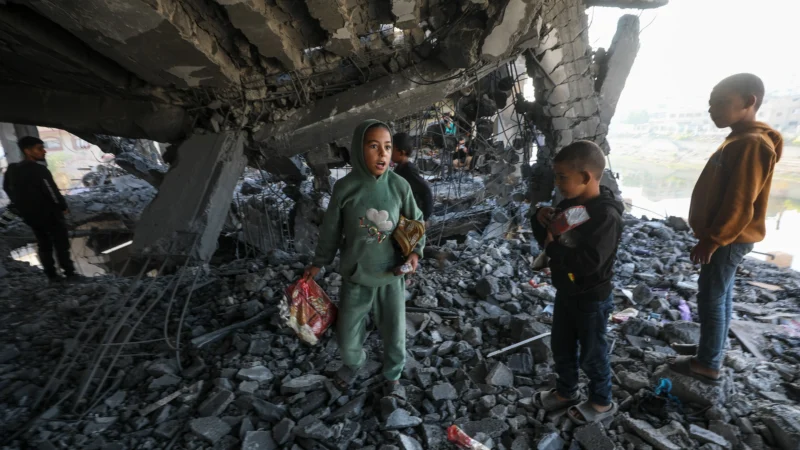 Raid israélien près de la mosquée Al-Qassam et le nombre d&rsquo;enfants tués