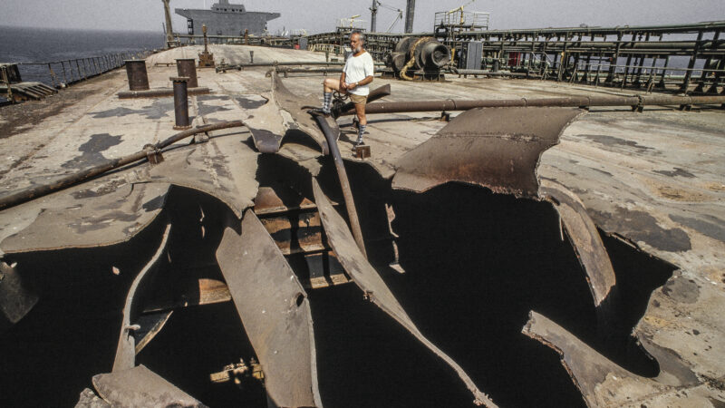 Washington intercepte le navire Touska dans la mer d&rsquo;Oman et propulse le baril de brut à un coût précis