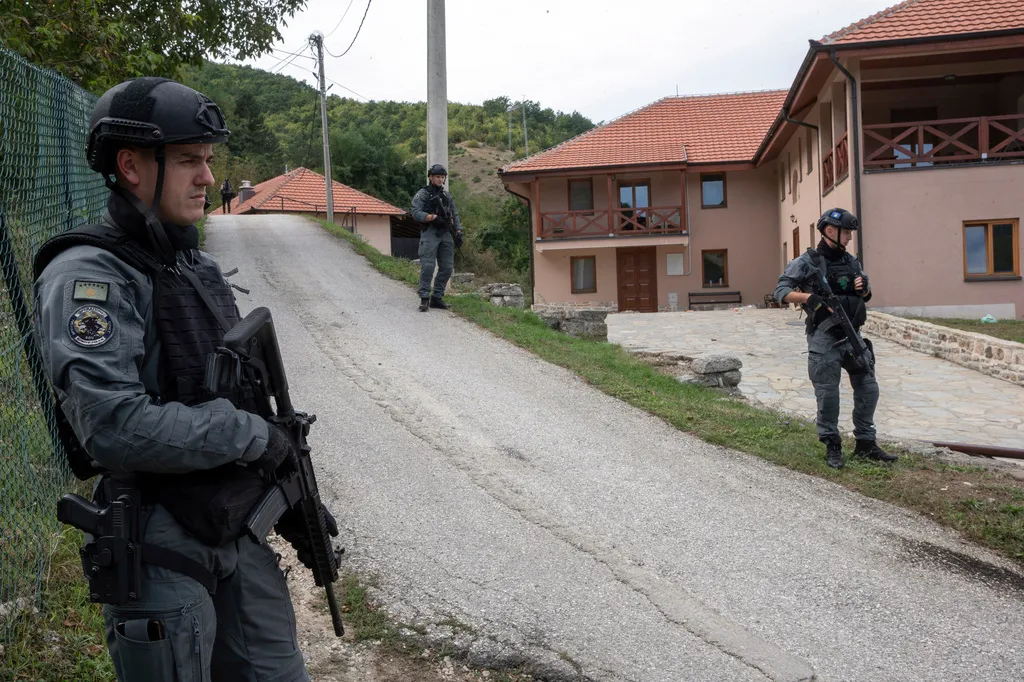 Les peines de prison prononcées au Kosovo contre trois séparatistes serbes pour l’attaque de Banjska