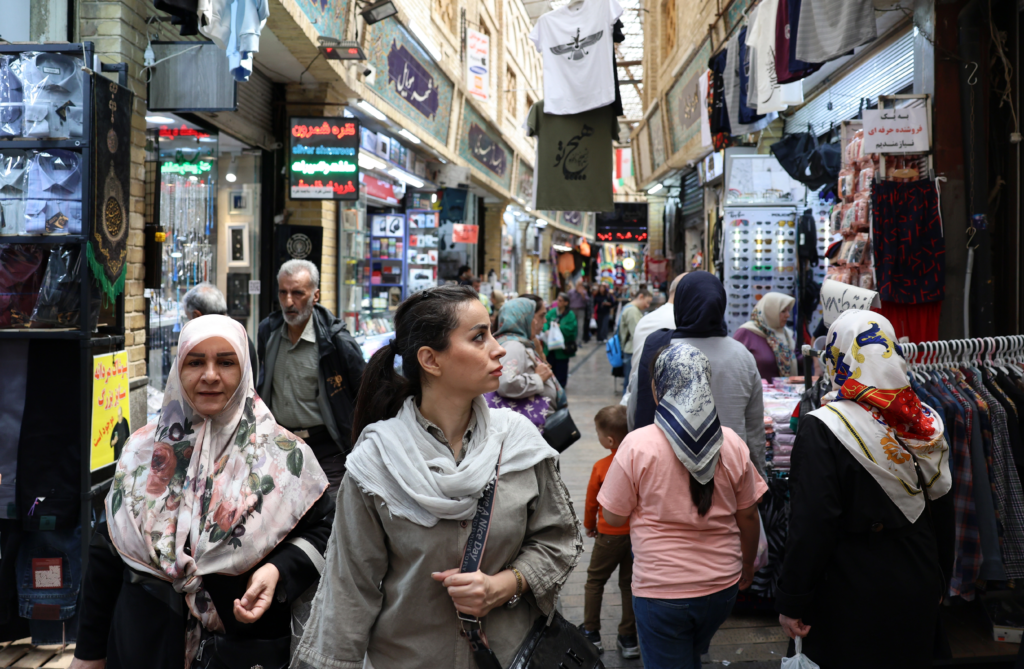 Iran : Téhéran recentre son économie sur les produits essentiels