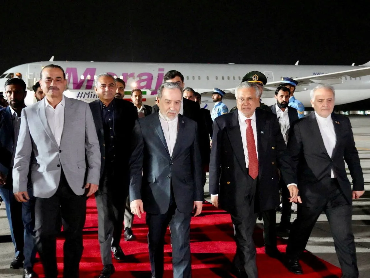 Iran : Abbas Araghchi quitte le Pakistan pour des discussions en Russie