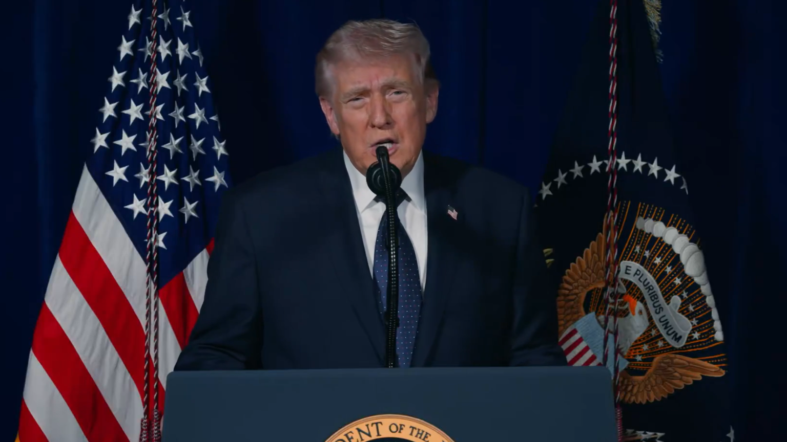 Iran : Donald Trump brandit un blocus prolongé et la durée évoquée avec les pétroliers