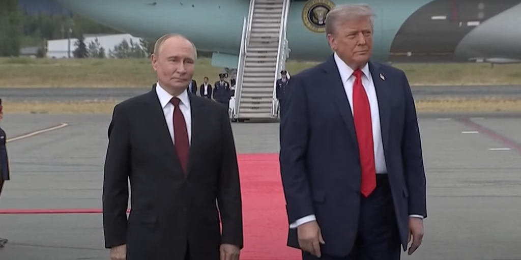 Russie-États-Unis : l'appel Poutine-Trump et la décision sur l'Iran saluée par Moscou