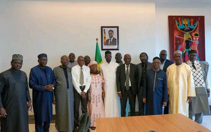 Industries chimiques du Sénégal (ICS) : Sonko reçoit d’anciens directeurs généraux et chefs de département