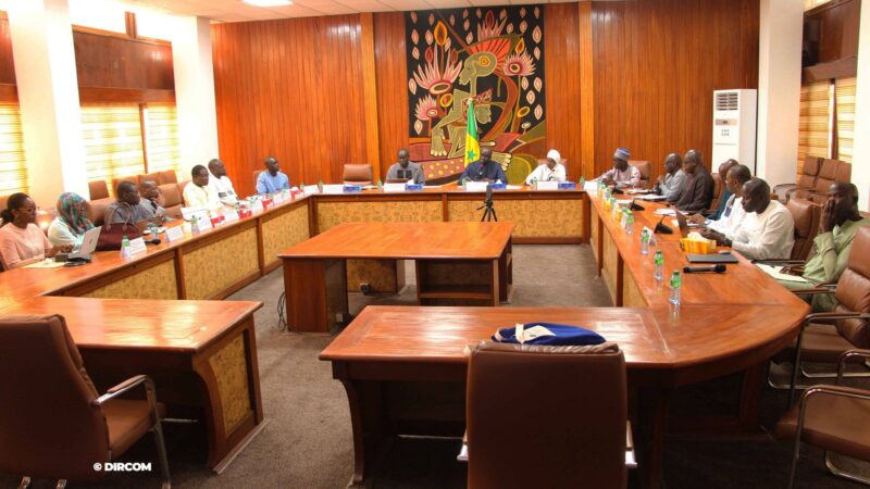 Service à la communauté : l’UCAD franchit un cap stratégique …