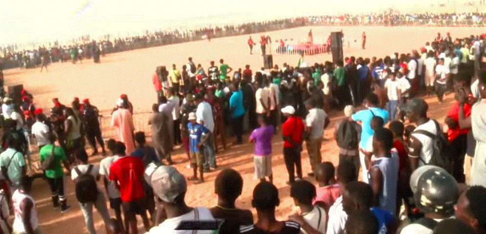 Direct – Suivez l’Open press de Modou Lo pour son combat contre Sa Thiès (vidéo)