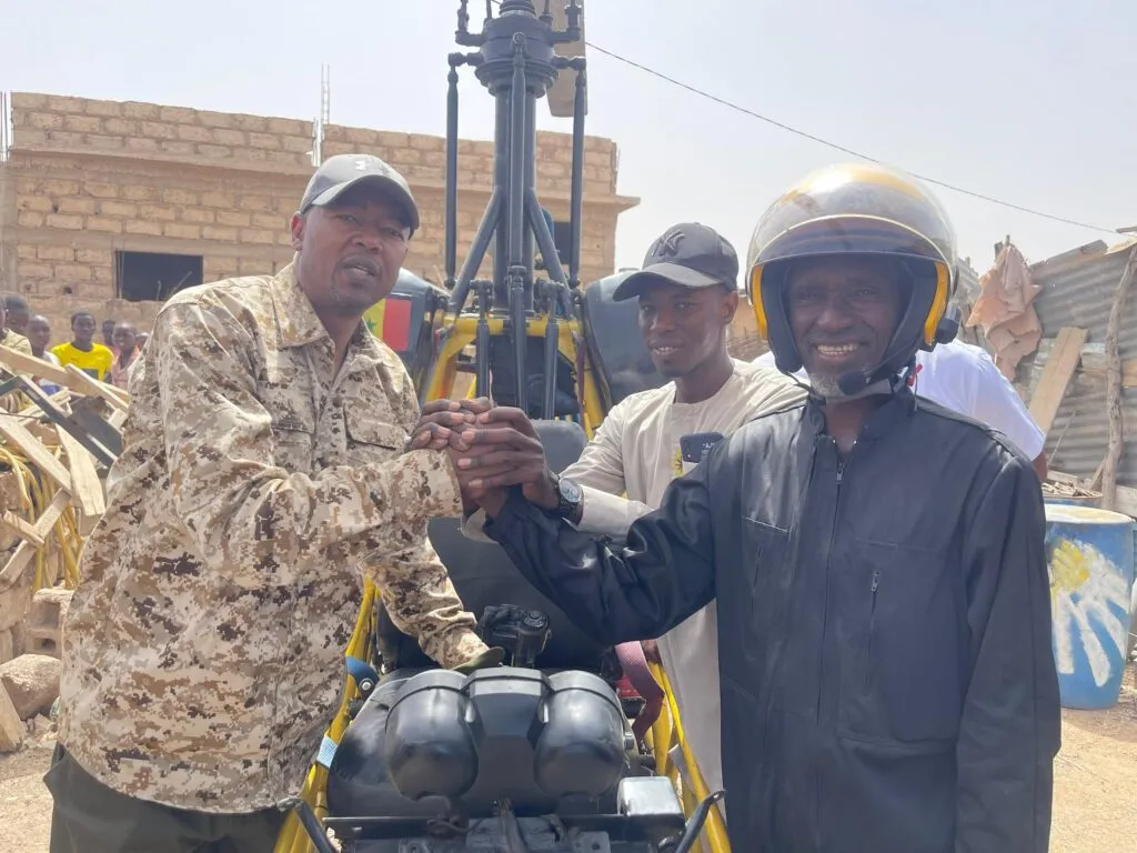 Tambacounda : Mamadou Sow, maçon devenu inventeur d’un hélicoptère, symbole d’un génie local à révéler