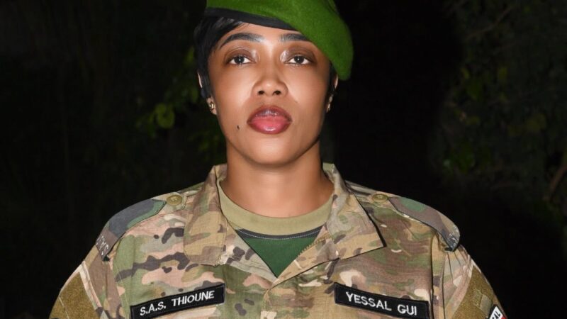 Indépendance 2026 : Soxna Aïda Saliou Thioune en mode militaire pour saluer les héros nationaux