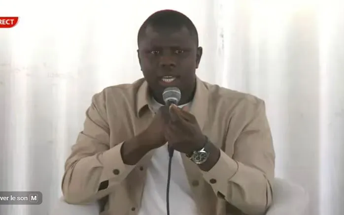 Direct – Taxaw Saytu:  Ngagne Demba Touré et Aissata Tall Sall réunis pour un débat politique