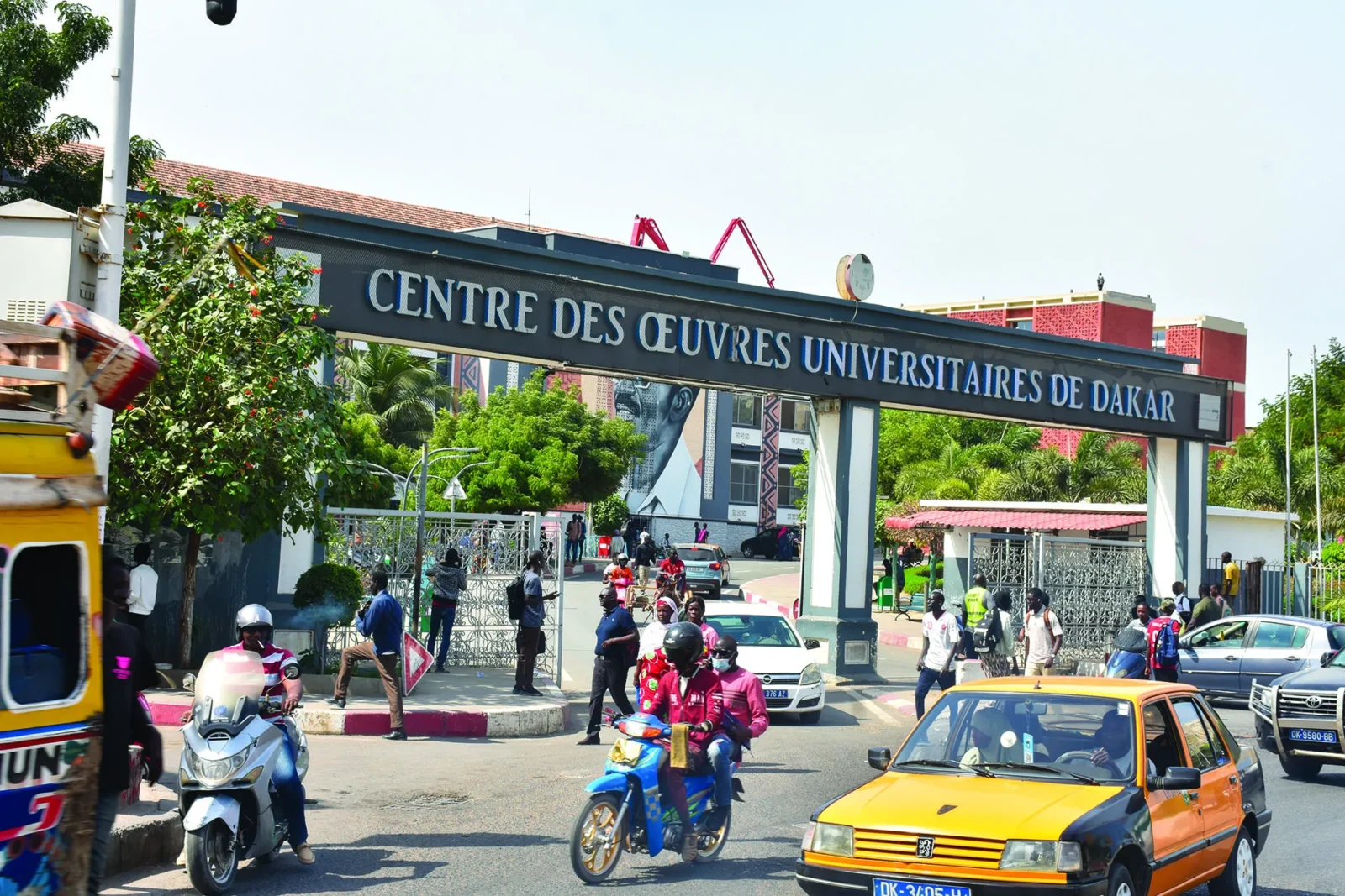 Falsification de notes à l’UCAD : un étudiant écroué, mandat d’arrêt international contre le cerveau…