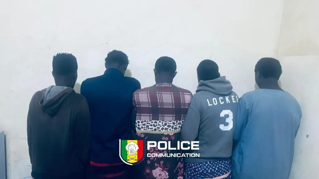 Yeumbeul Sud : 05 personnes interpellées pour actes contre-nature et mise en danger de la vie d’autrui