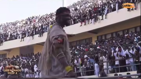 Liss Ndiago enflamme l'arène avec un "Touss" spectaculaire avant son choc contre Diop