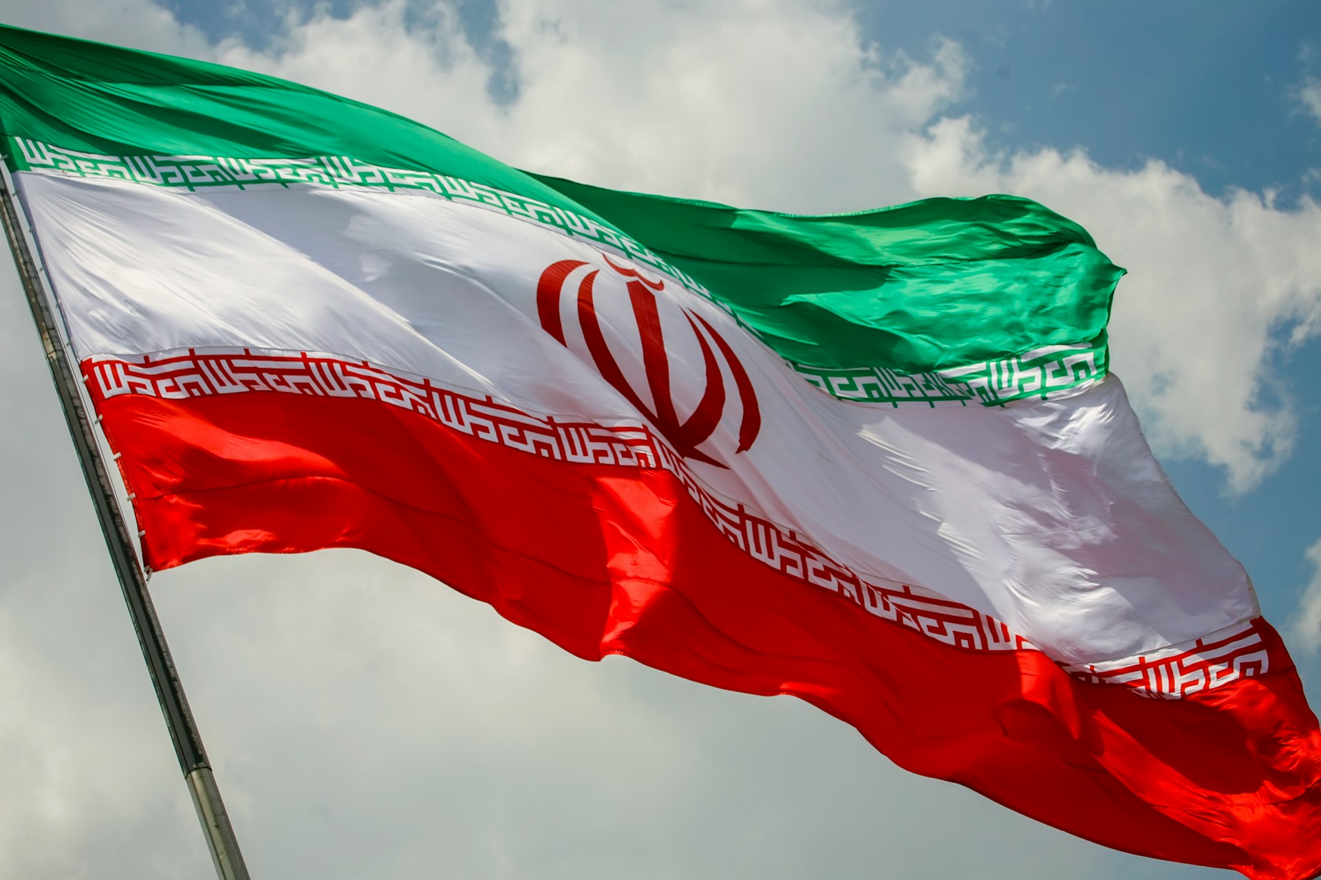 Iran : Téhéran ouverte aux discussions avec Washington, mais refuse une condition précise