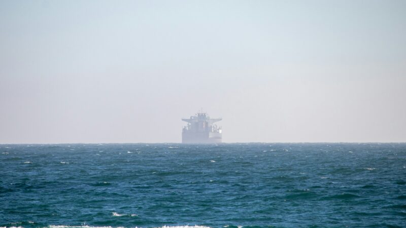 Atlantique Nord-Est : les navires devront réduire leurs émissions, avec un seuil fixé pour 2027