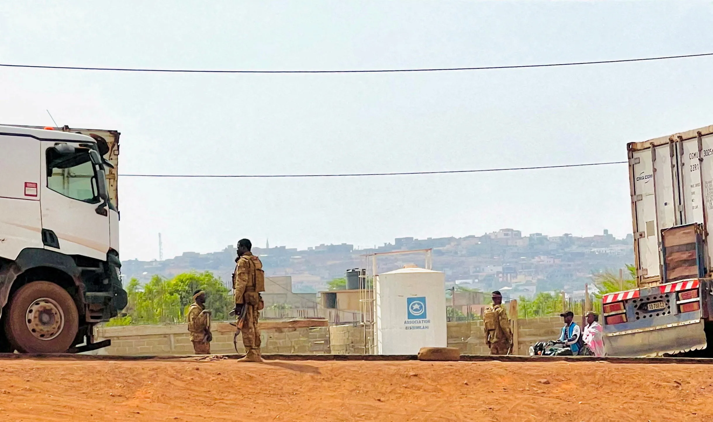 Mali: l’enquête sur des soldats après les attaques de bases et le nombre de suspects identifiés