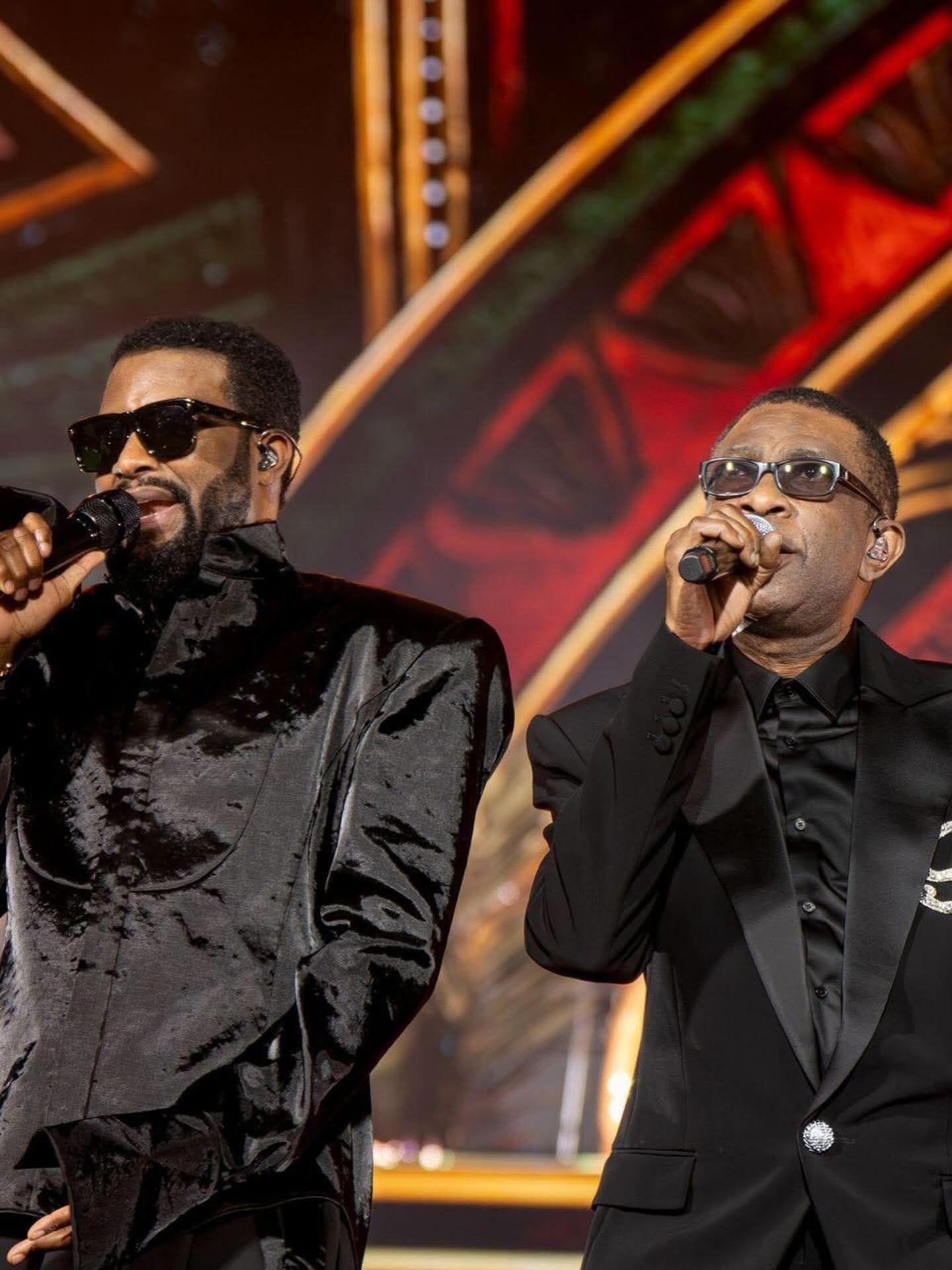 23 heures à Abidjan, 16 heures au Stade de France : le rythme imposé par Youssou Ndour