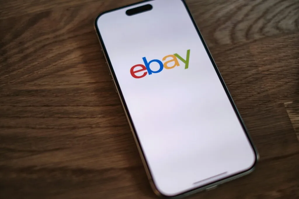 « Nous examinerons attentivement » : aux États-Unis, eBay répond à l’offre de GameStop