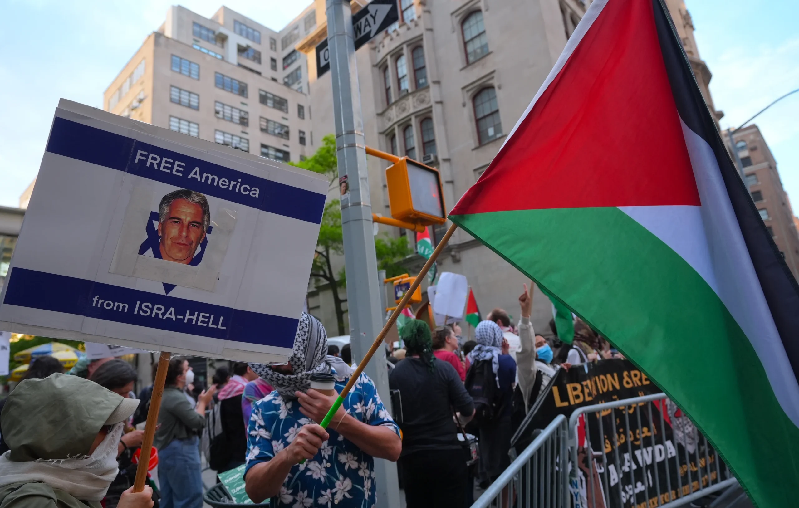 « Illégaux au regard du droit international » : à New York, le maire condamne un salon immobilier israélien