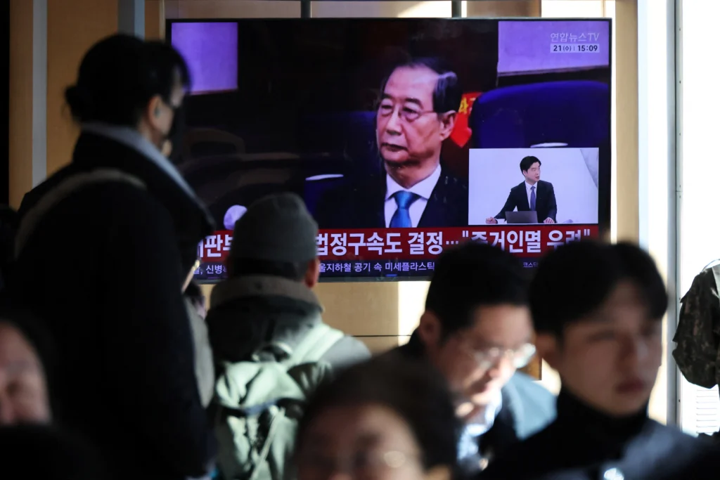 « Je n’ai jamais donné mon accord » : en Corée du Sud, Han Duck-soo voit sa peine réduite