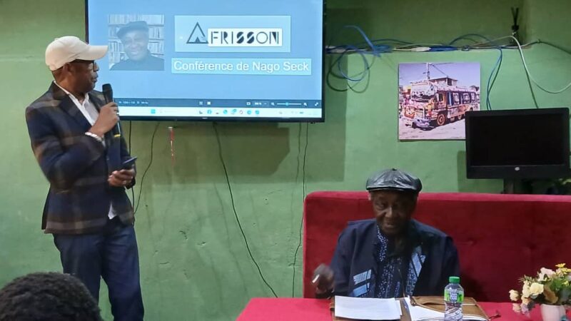 Dakar : l’exposition de Nago Seck retrace un siècle de musiques africaines jusqu’au 9 mai