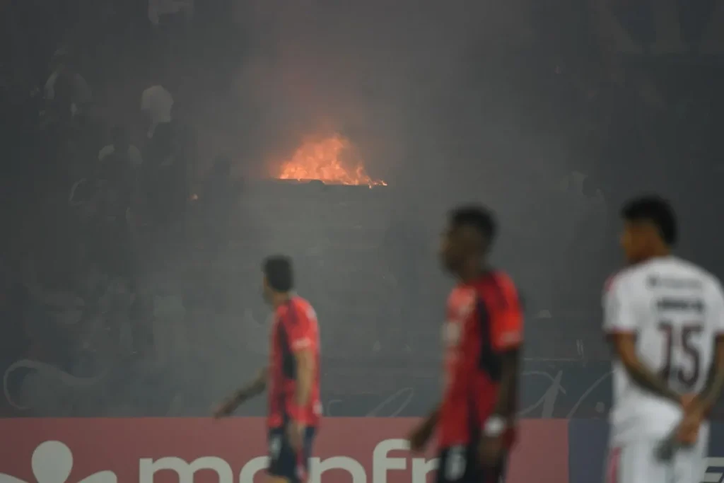 Colombie : Flamengo réclame les trois points après l'arrêt du match