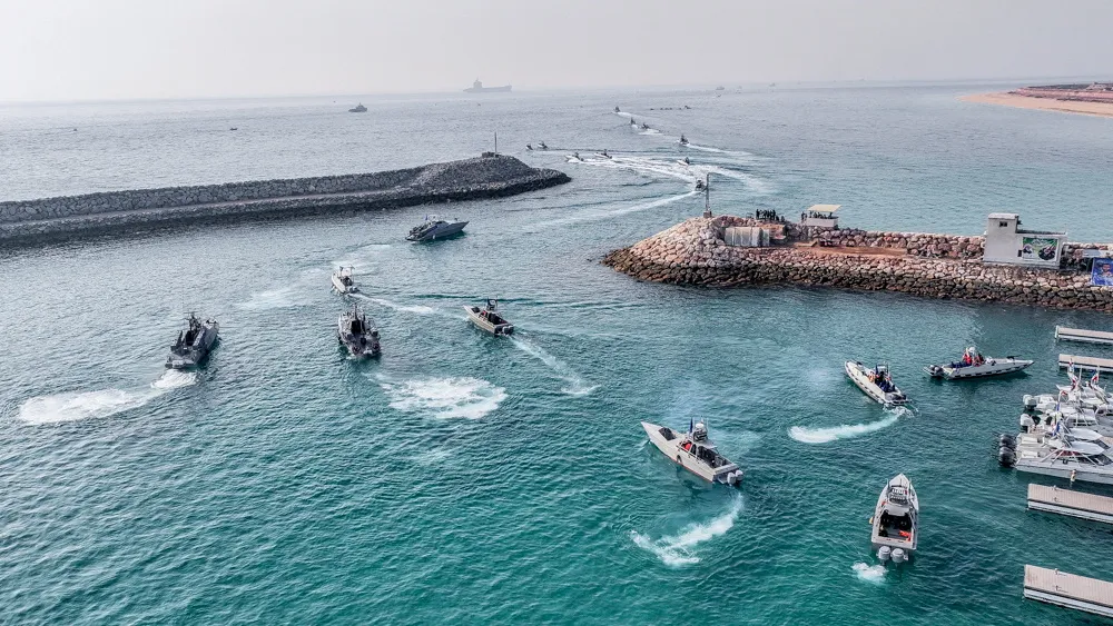 Iran : un pétrolier saisi, puis de nouvelles obligations annoncées pour les navires à Ormuz