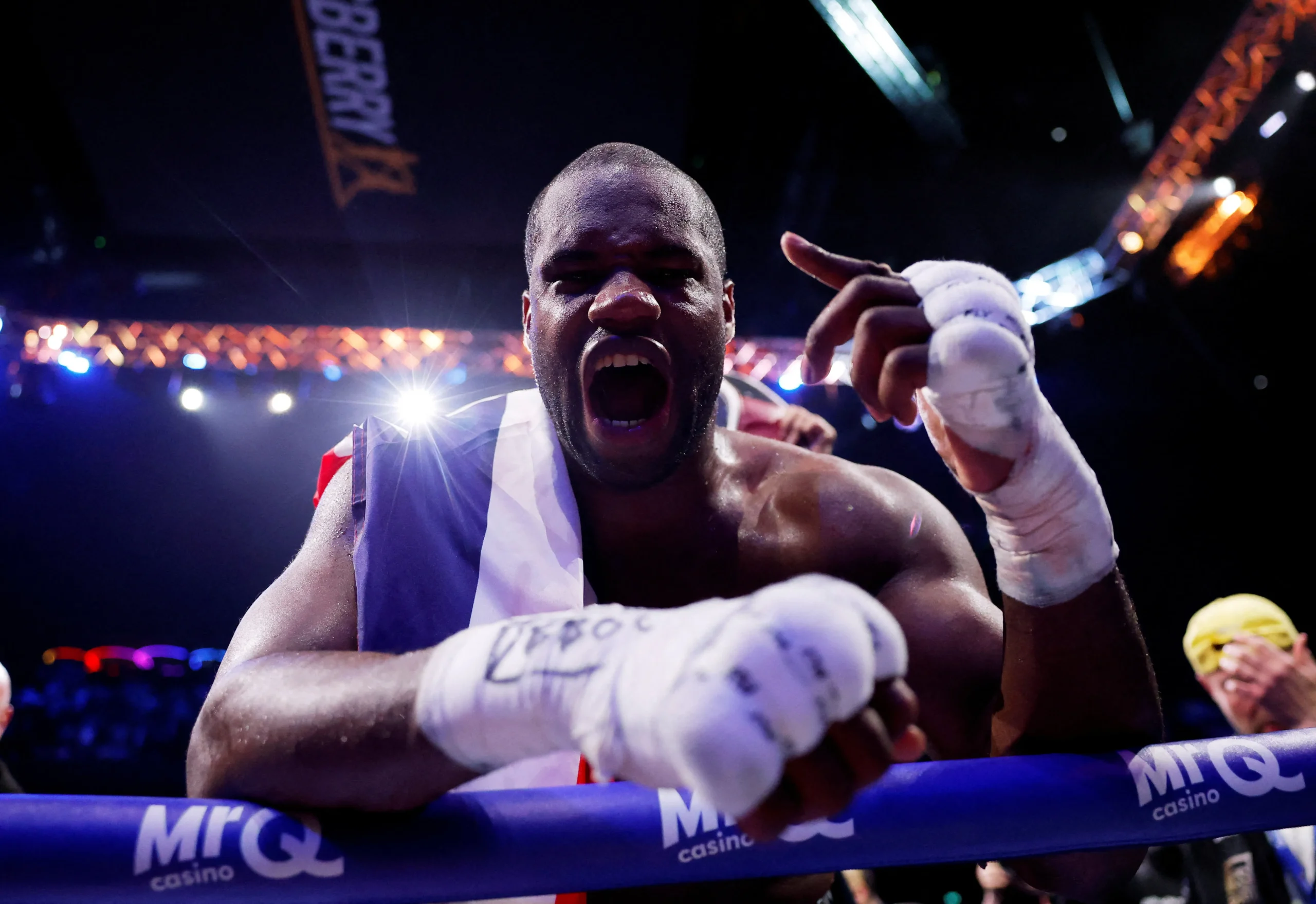 Fabio Wardley stoppé au 11e round : Daniel Dubois reprend la couronne WBO au Royaume-Uni