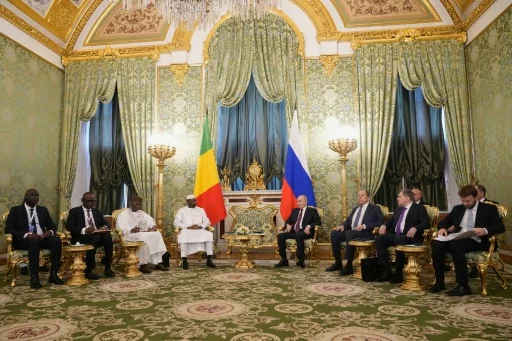 Sahel : comment le Burkina Faso, le Mali et le Niger ont redessiné leurs alliances après Paris